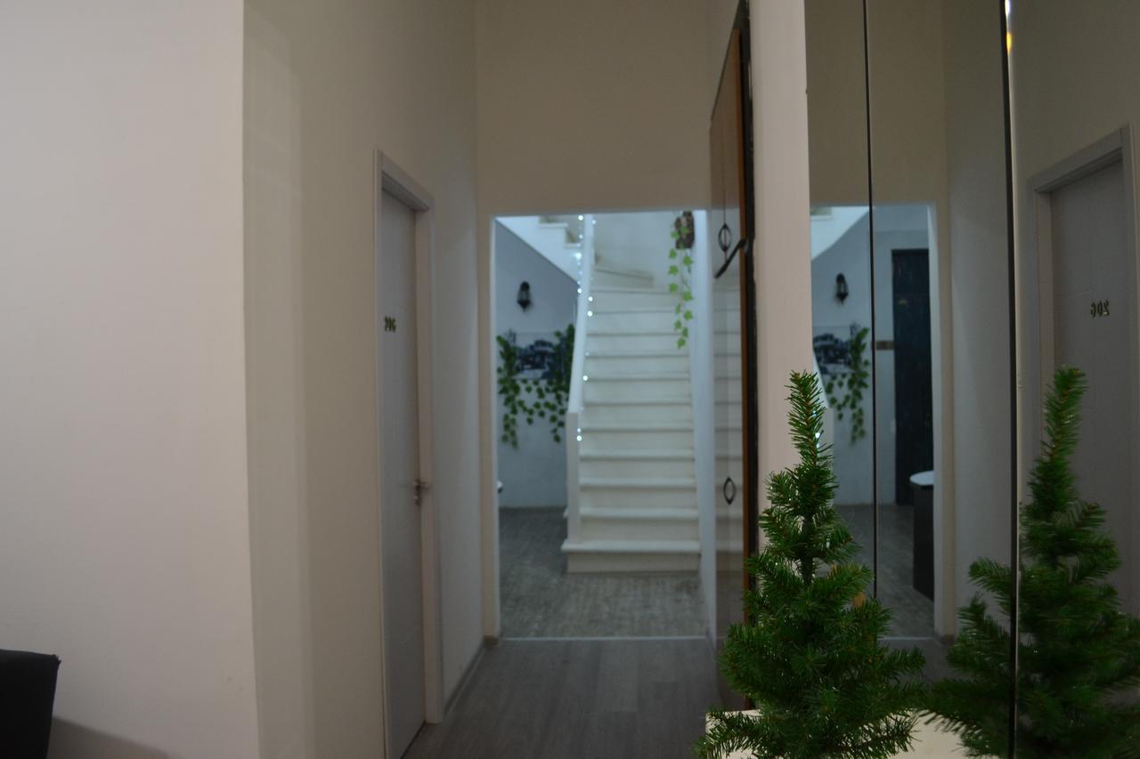 Hotel Rustaveli 36 Tbilisi Exterior photo